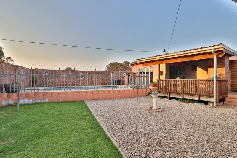 4 Bedroom Property for Sale in Heiderand Western Cape
